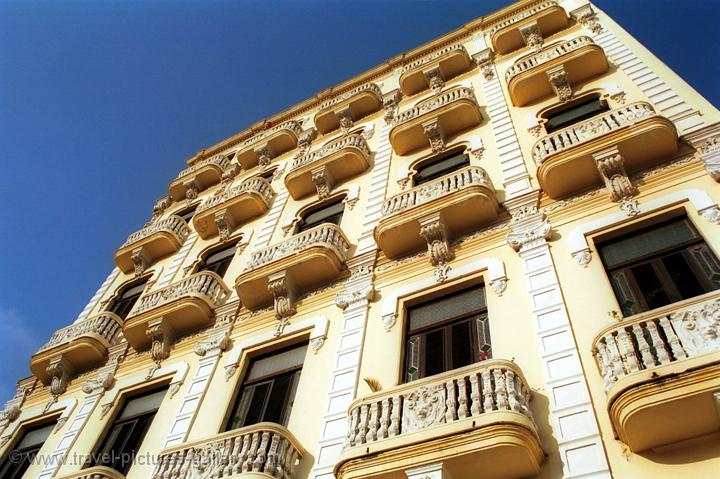 colonial era building at Havana Vieja Square
