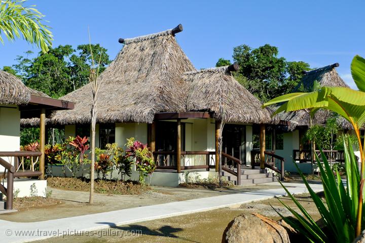 Pictures of Fiji - Viti Levu- south-0031 - beach huts in Pacific Harbour