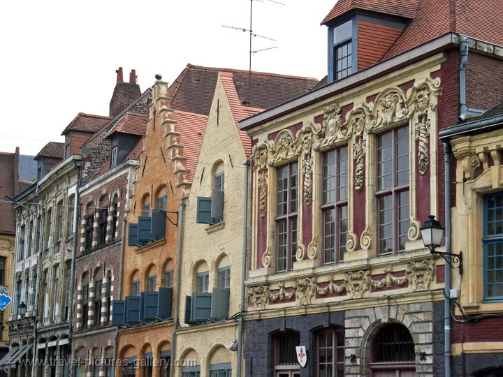 Pictures of France - lille-calais-0039 - medieval house facades, Lille