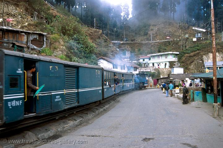 Pictures of India - Sikkim-0021 - West Bengal - Darjeeling - the Toy ...