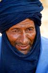 Tuareg man, traditional head scarf, turban