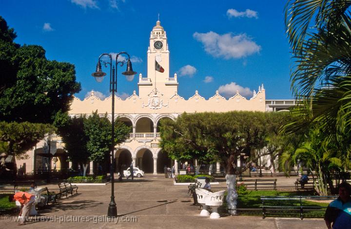 Pictures of Mexico - Merida- Campeche-0010 - Merida Town Hall, Plaza ...