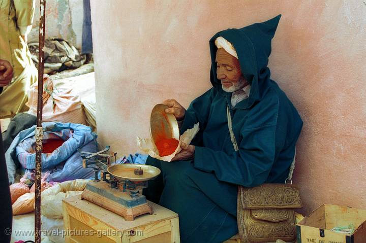 Pictures of Morocco -  in the Souk of Taroudannt, High Atlas