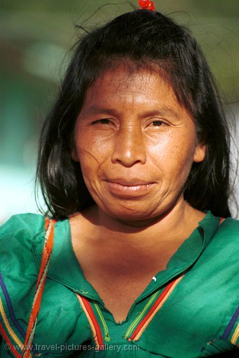 Pictures of Panama - Panama-0017 - indian lady, indigenous people