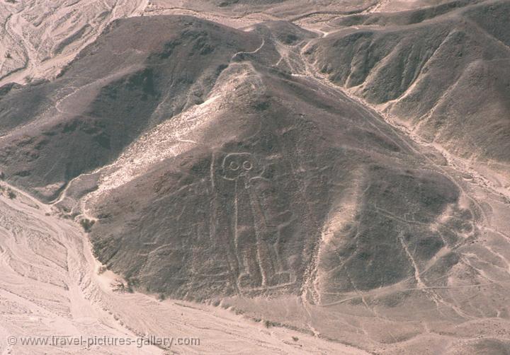 Pictures of Peru - Nazca-0005 - the astronaut, Nazca lines, a Unesco ...