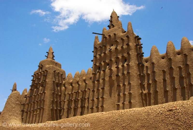 Mali - Djenné - the Grande Mosquée, Grand Mosque, adobe, mud brick architecture