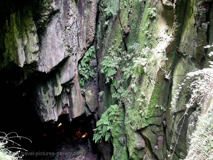 cave exploring, Furna do Enxofre,  Graciosa Island