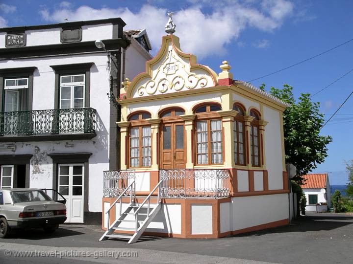 pretty little home, Terceira Island