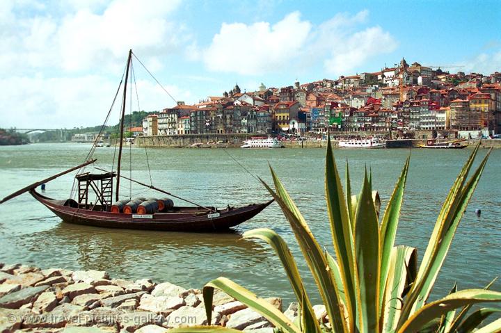 Rio Douro and the Ribeira district, Porto