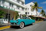 Art Deco and vintage cars on Ocean Drive, Miami Beach